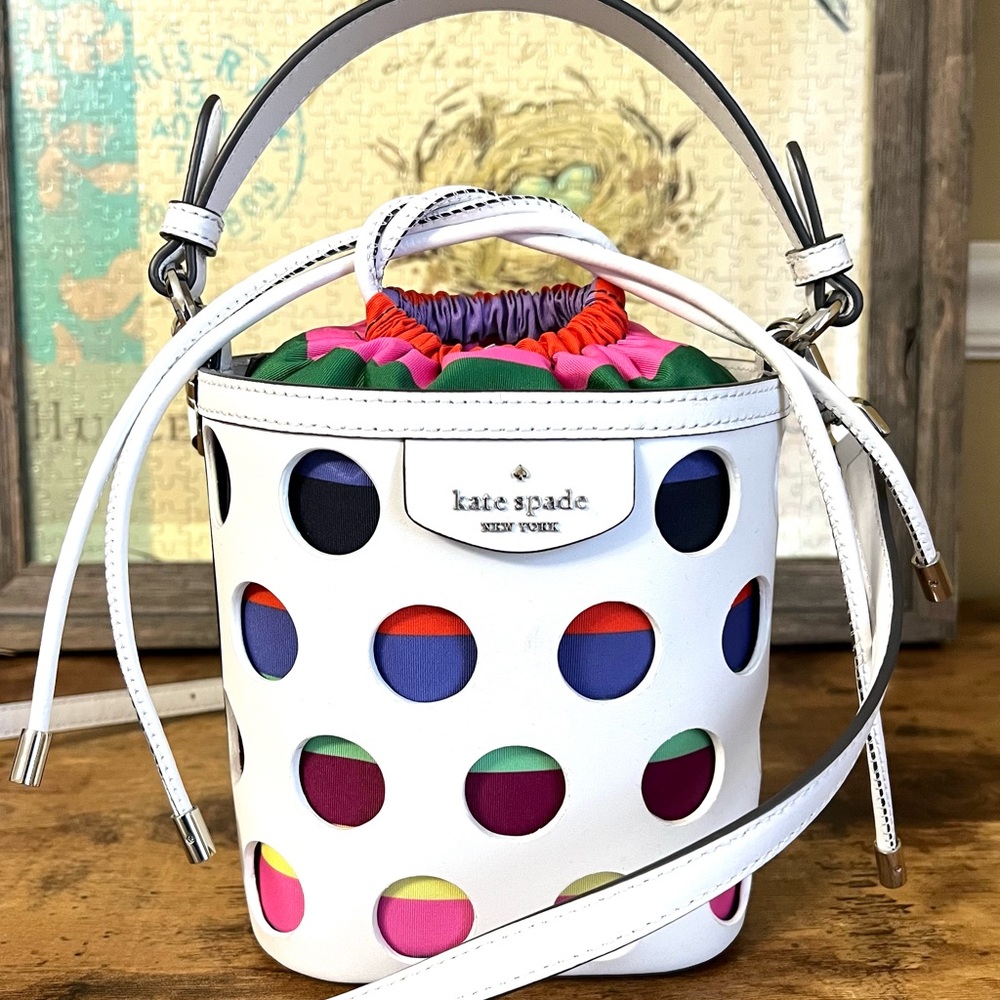 NOT FOR SALE—NO LONGER AVAILABLE—kate spade New York Pippa Small Bucket Bag